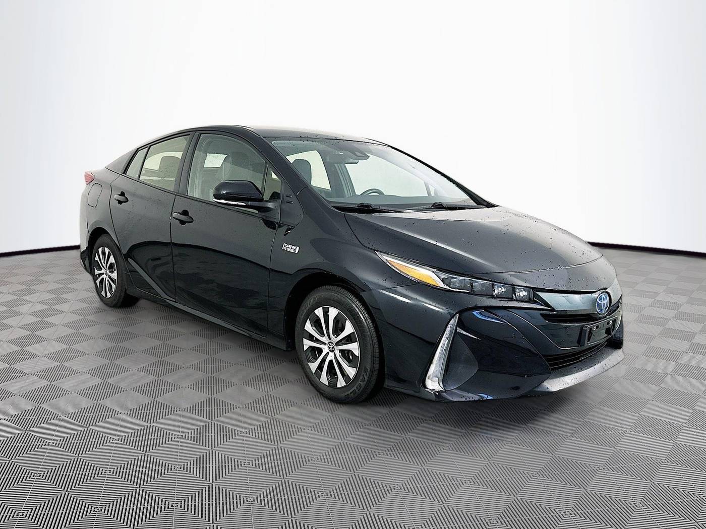 2021 Toyota Prius Prime XLE — Hatchback — 41,714 mi — Maplewood, MN