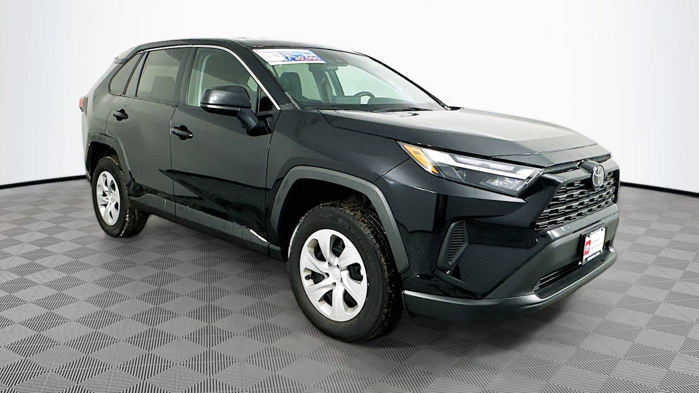 2023 Toyota RAV4 LE — SUV — 22,526 mi — Maplewood, MN