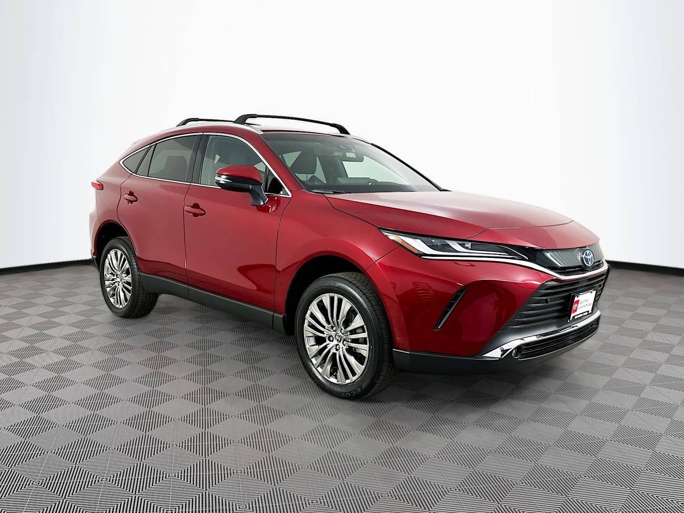 2024 Toyota Venza Nightshade — SUV — 11 mi — Maplewood, MN