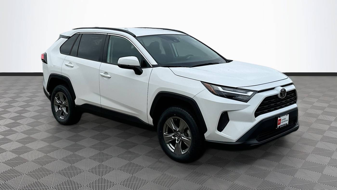 2022 Toyota RAV4 XLE — SUV — 51,700 mi — Maplewood, MN