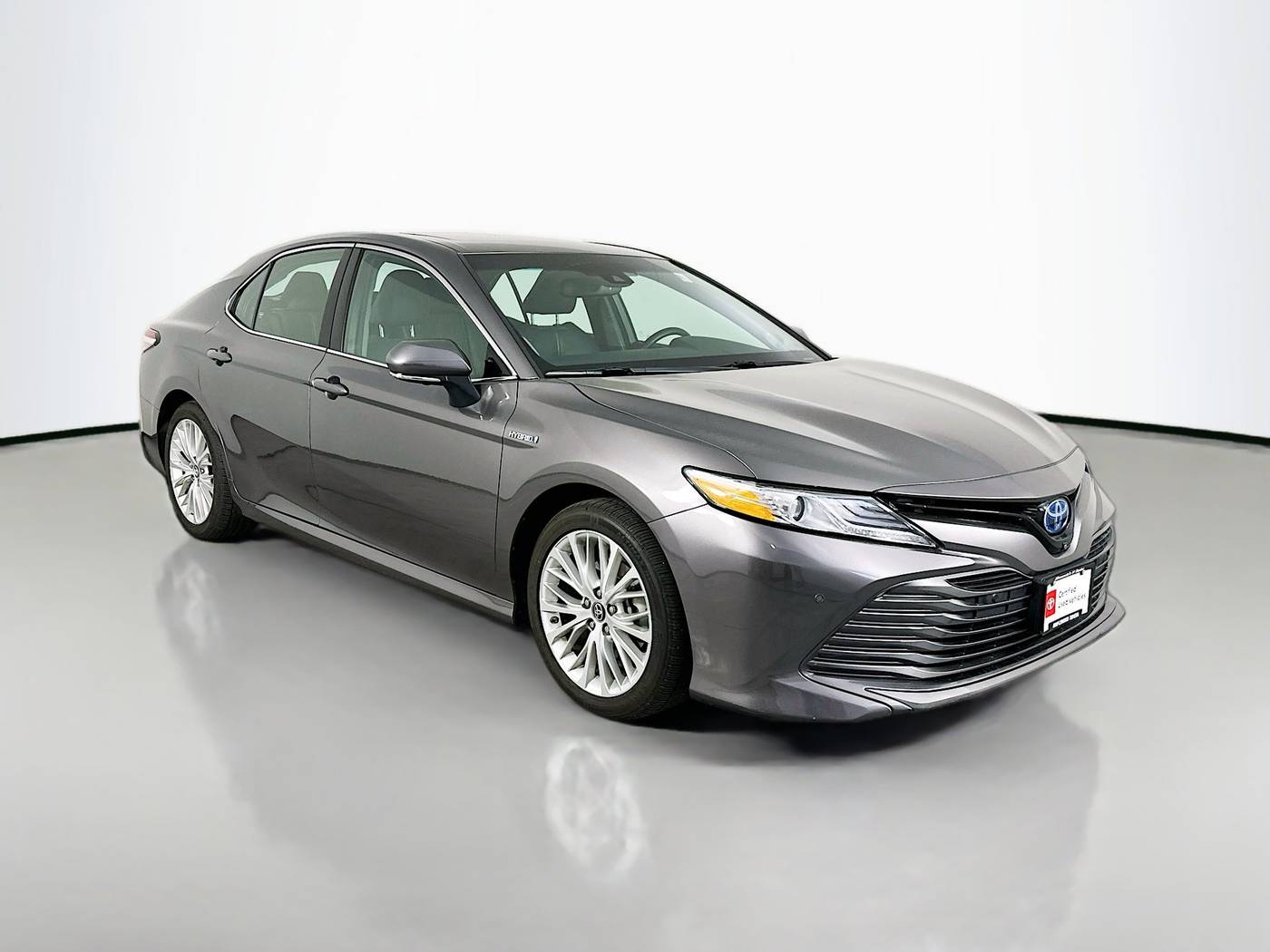 2018 Toyota Camry Hybrid XLE — Sedan — 70,002 mi — Maplewood, MN