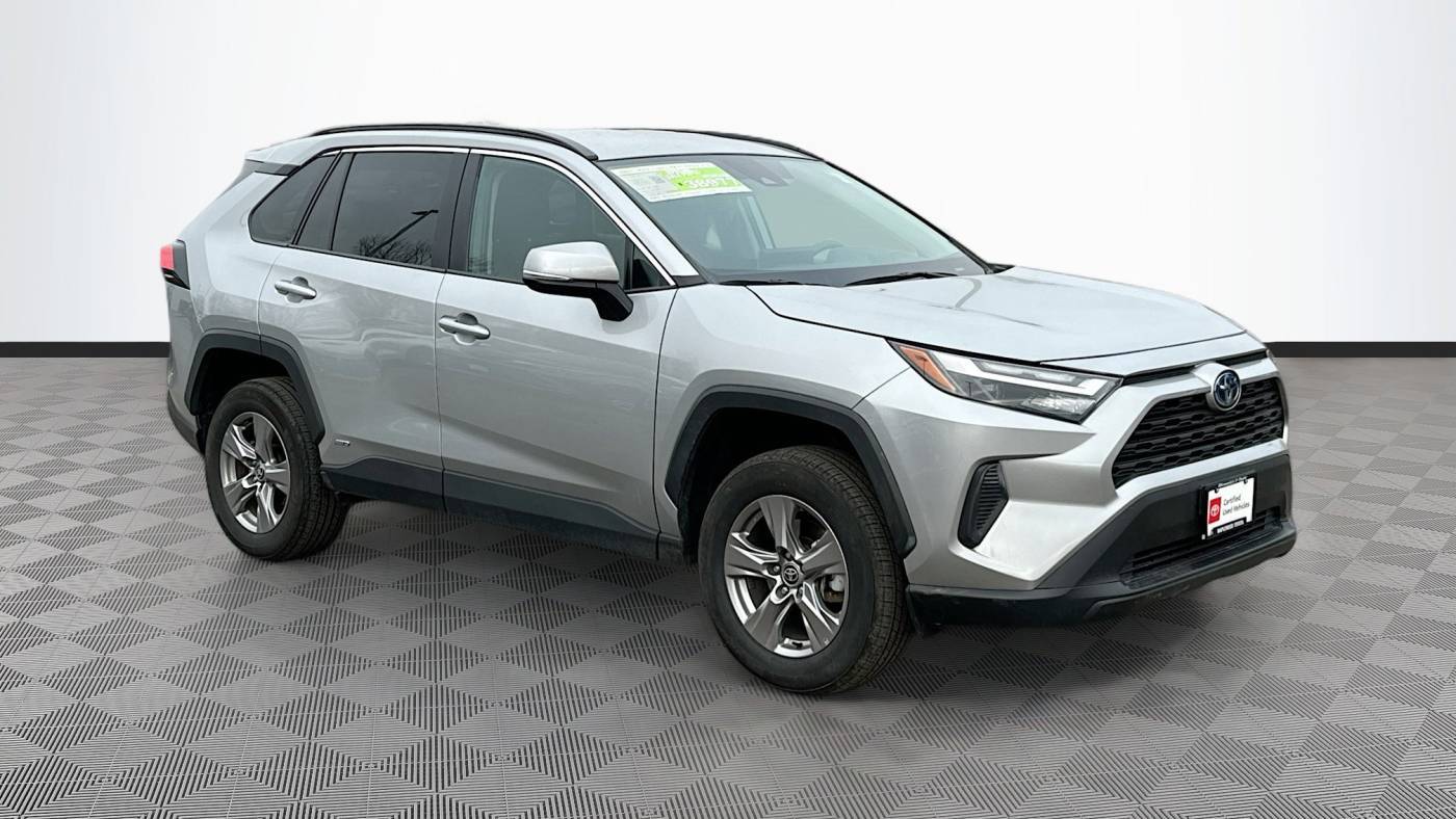 2024 Toyota RAV4 Hybrid XLE — SUV — 30,164 mi — Maplewood, MN