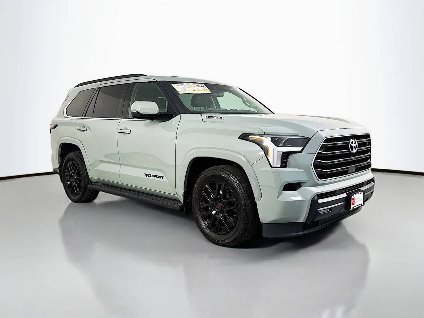 2023 Toyota Sequoia SR5 — SUV — 30,554 mi — Maplewood, MN