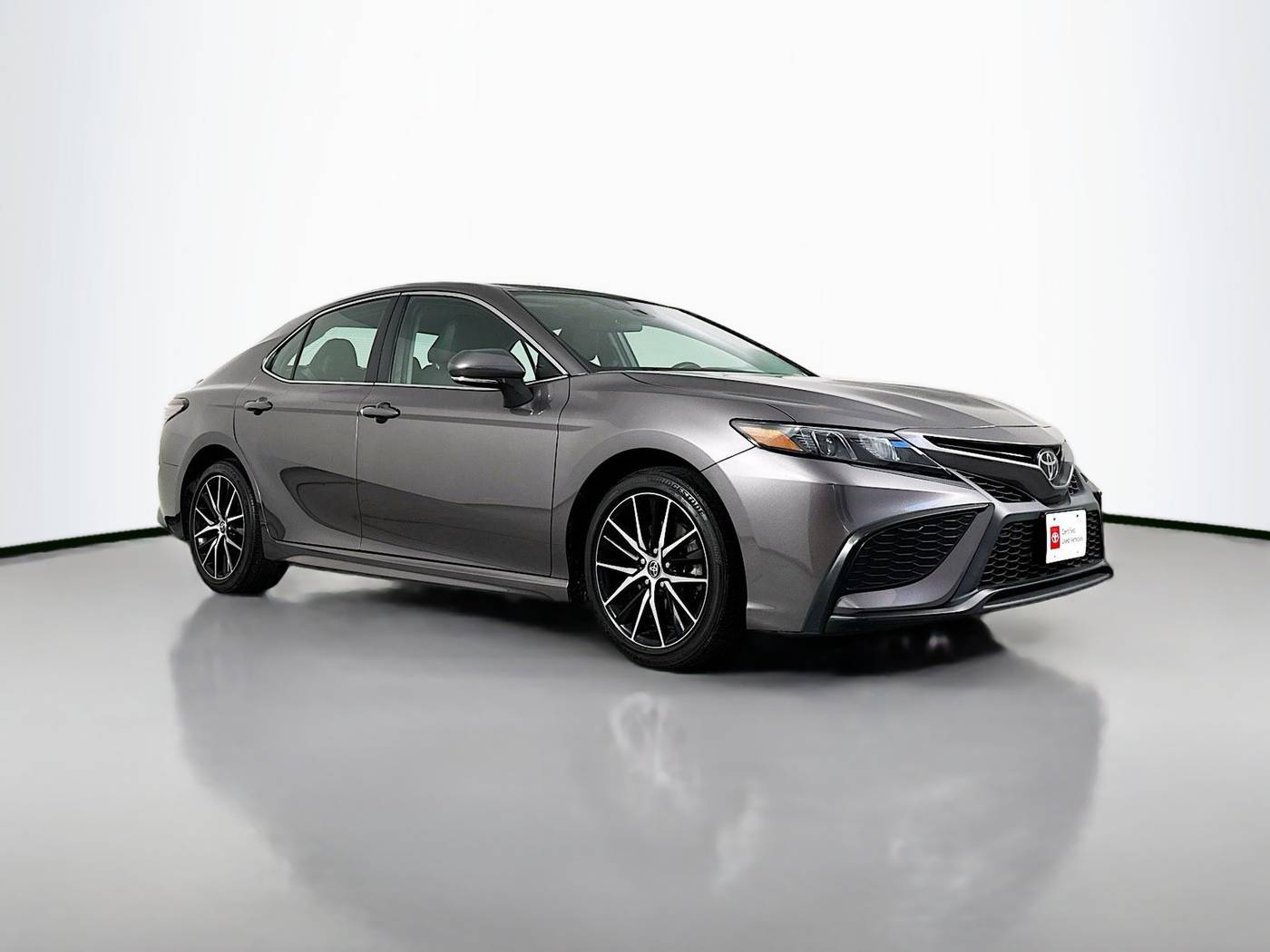 2022 Toyota Camry SE — Sedan — 36,579 mi — Maplewood, MN