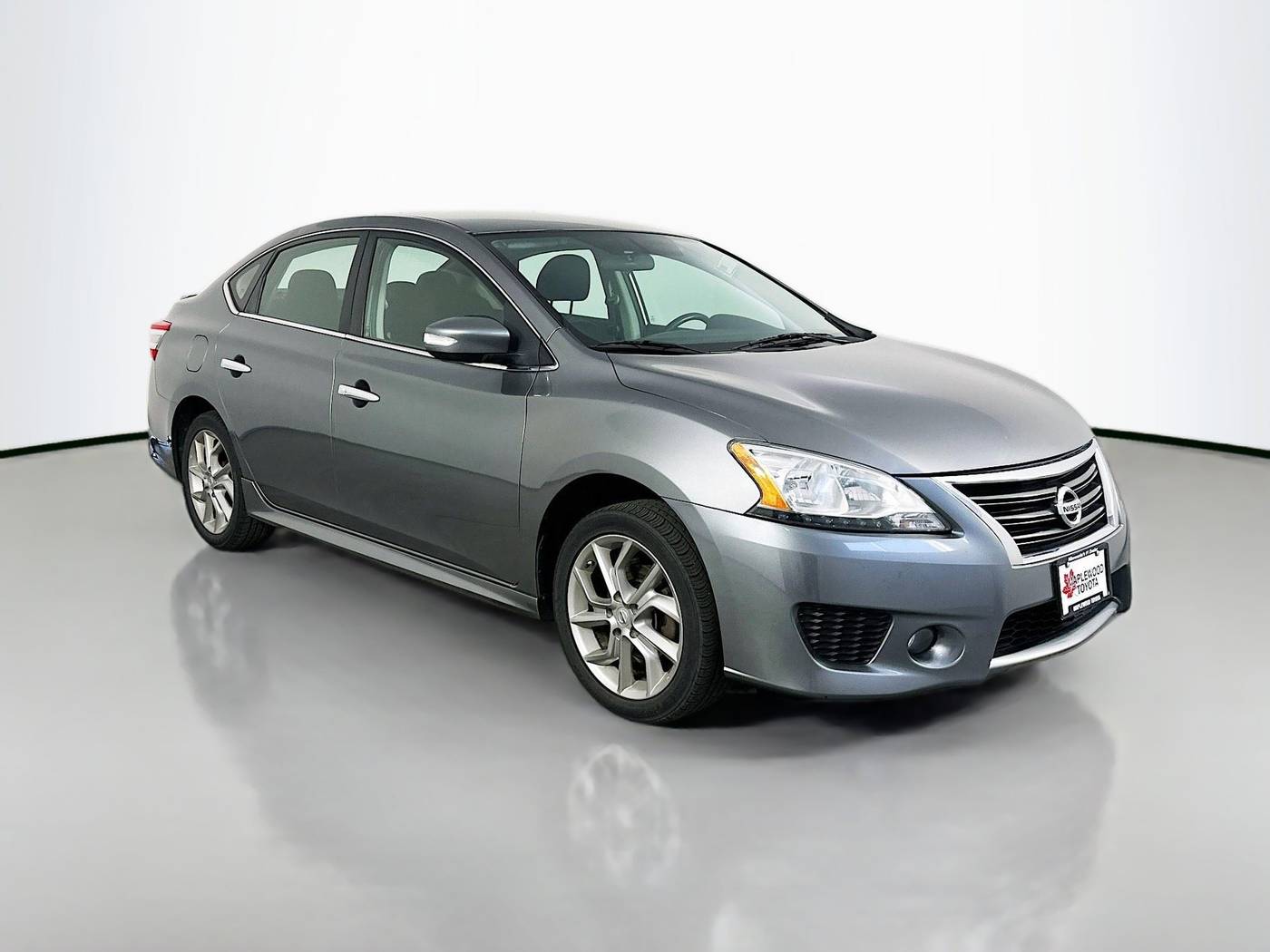 2015 Nissan Sentra SR — Sedan — 163,282 mi — Maplewood, MN
