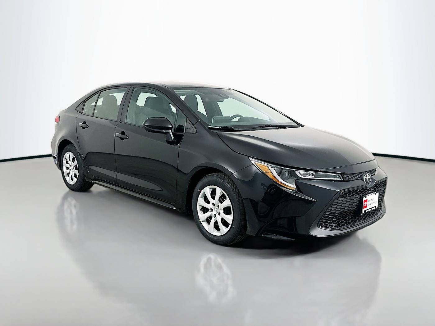 2021 Toyota Corolla LE — Sedan — 57,225 mi — Maplewood, MN