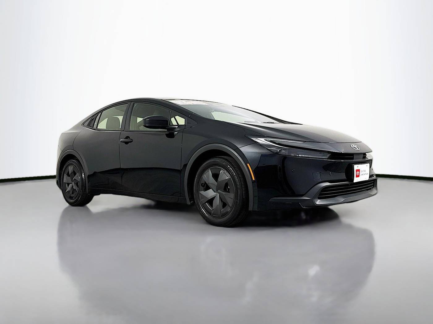 2024 Toyota Prius Limited — Hatchback — 28,569 mi — Maplewood, MN