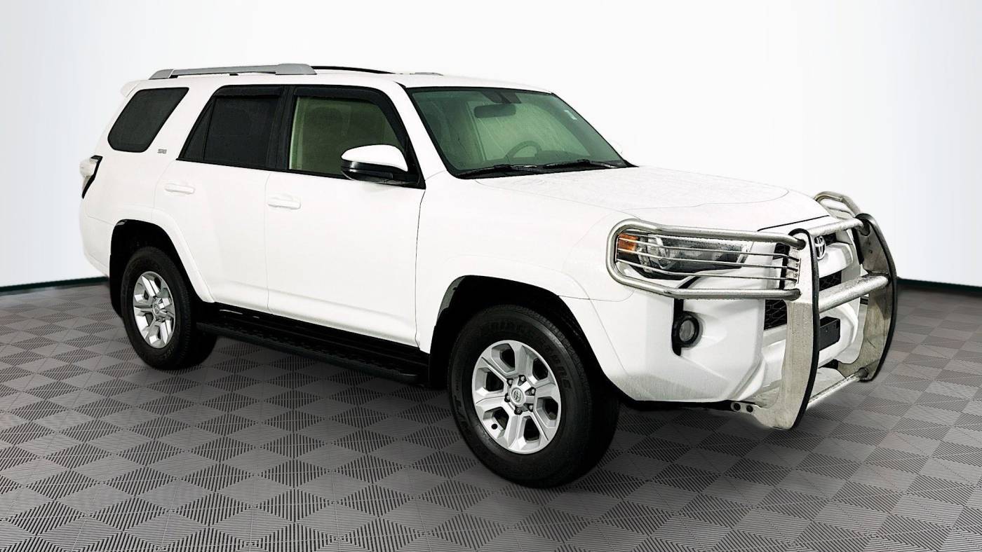 2018 Toyota 4Runner SR5 — SUV — 53,381 mi — Maplewood, MN