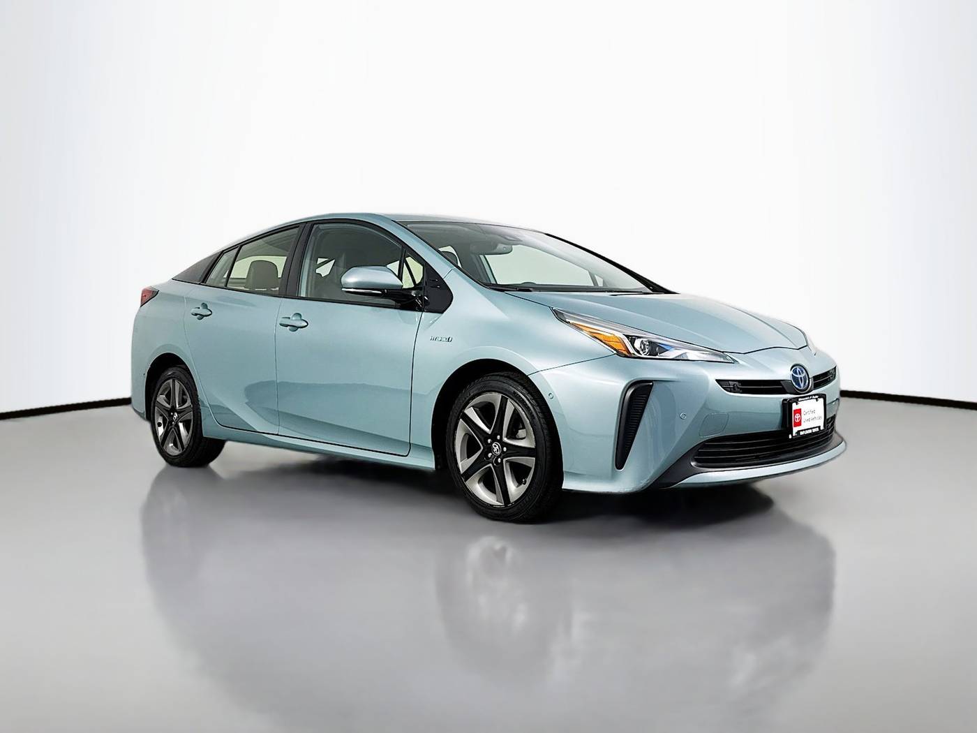 2019 Toyota Prius XLE — Hatchback — 65,280 mi — Maplewood, MN