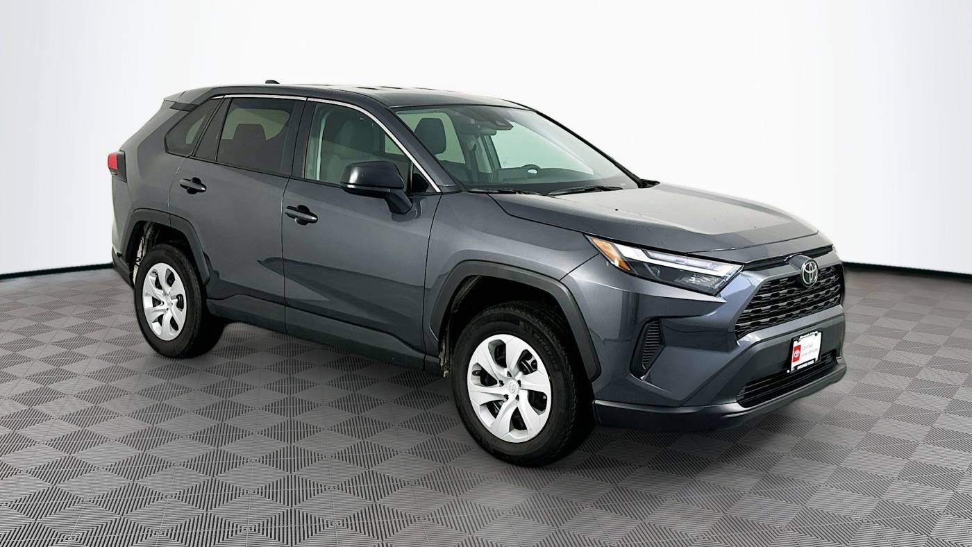 2024 Toyota RAV4 LE — SUV — 23,912 mi — Maplewood, MN