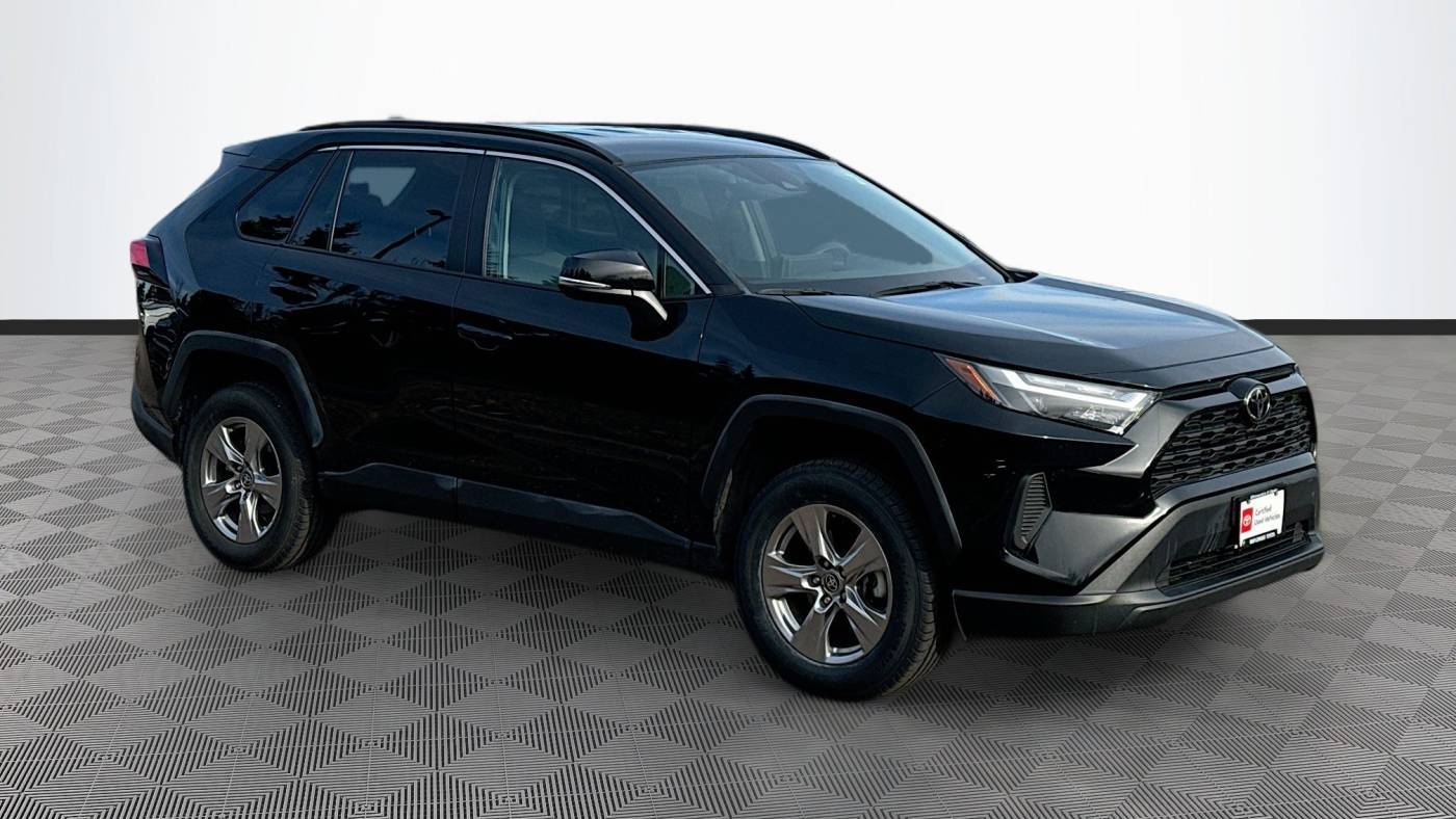 2022 Toyota RAV4 XLE — SUV — 49,388 mi — Maplewood, MN