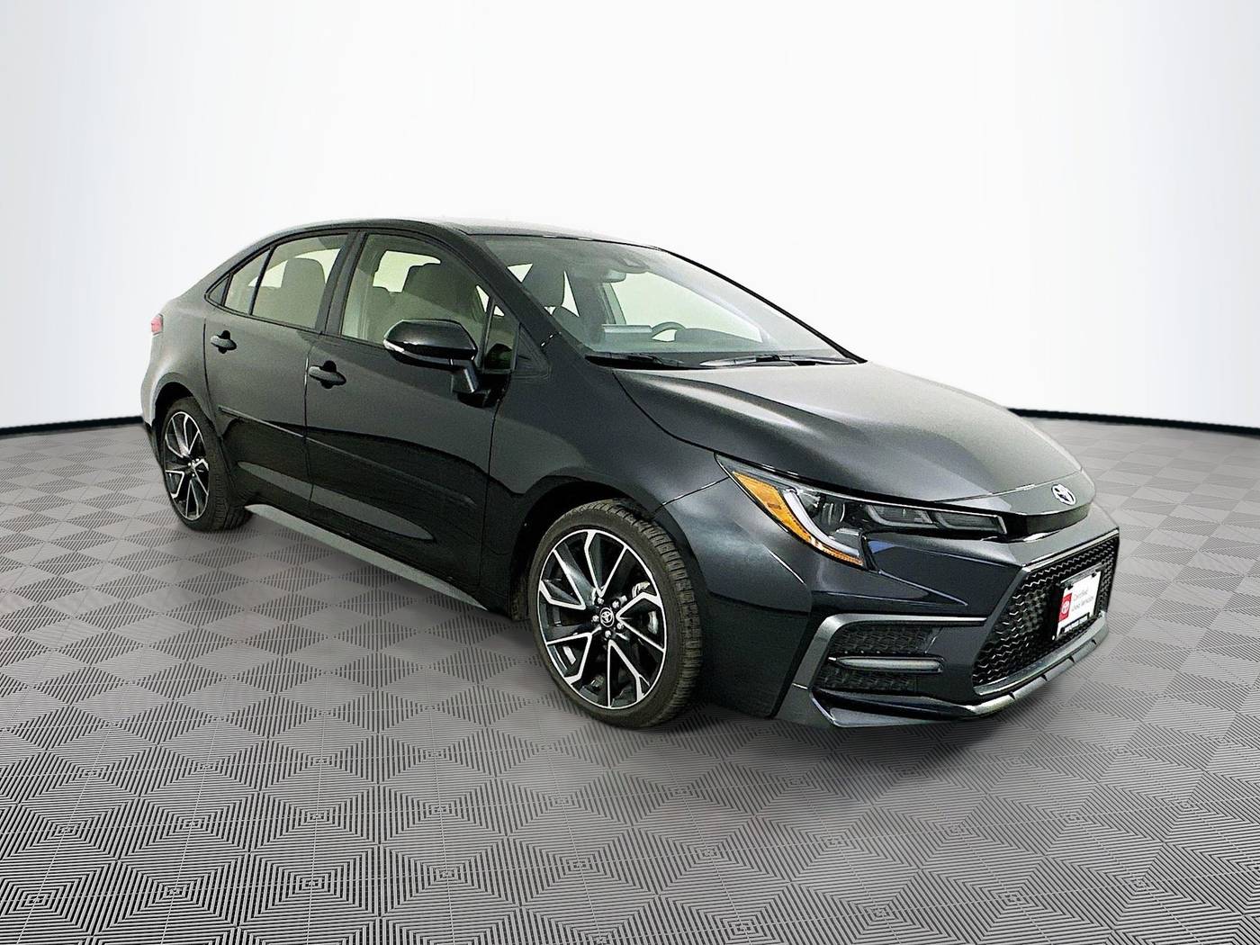 2022 Toyota Corolla SE — Sedan — 17,472 mi — Maplewood, MN