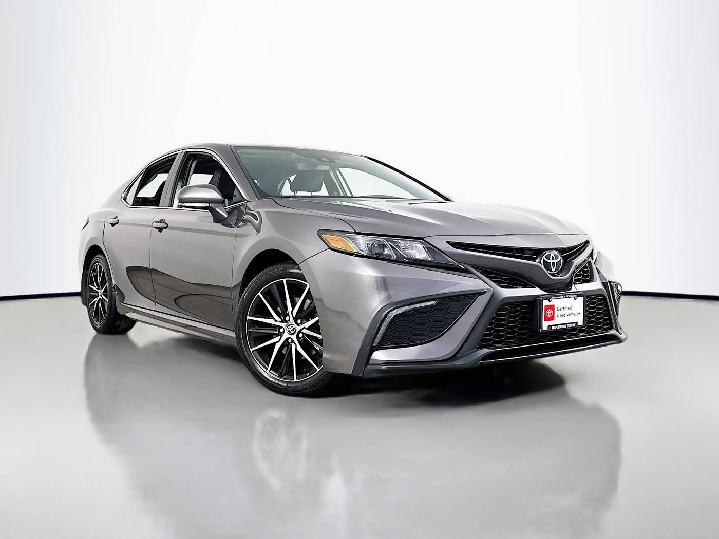 2024 Toyota Camry SE — Sedan — 15,333 mi — Maplewood, MN