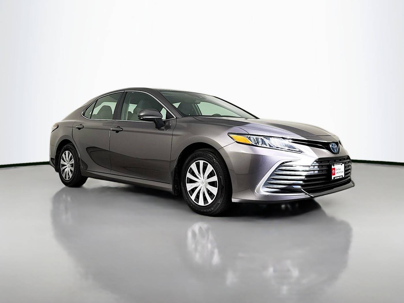 2023 Toyota Camry Hybrid LE — Sedan — 36,804 mi — Maplewood, MN