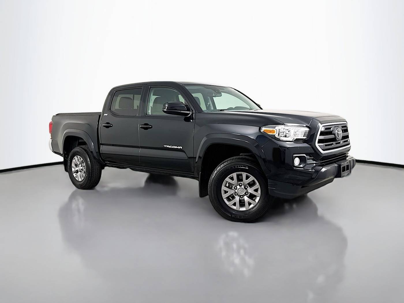 2018 Toyota Tacoma SR5 — Pickup Truck — 30,166 mi — Maplewood, MN