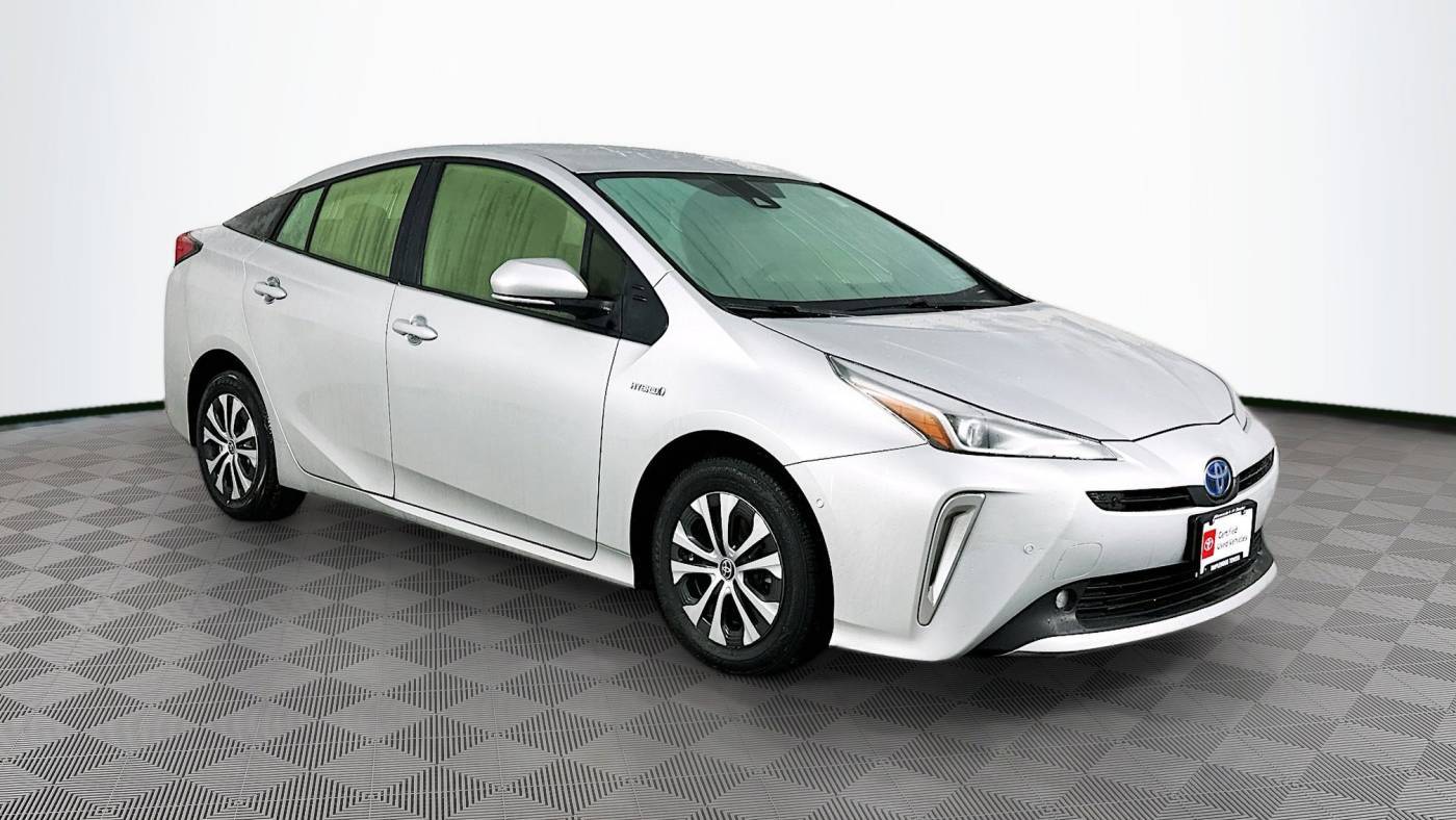 2022 Toyota Prius LE — Hatchback — 11,271 mi — Maplewood, MN
