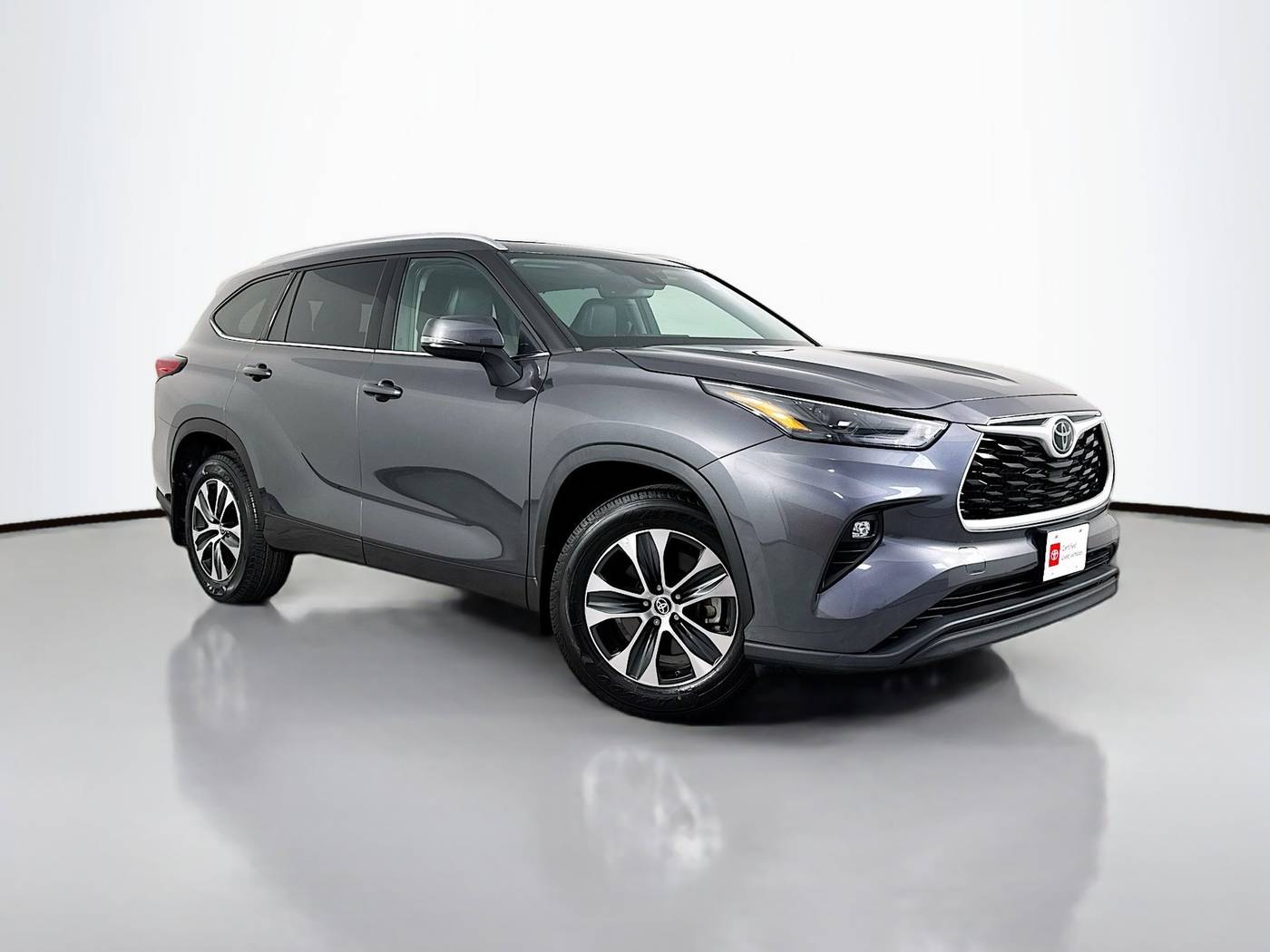 2022 Toyota Highlander XLE — SUV — 44,864 mi — Maplewood, MN