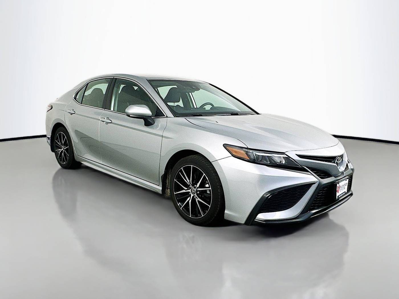 2021 Toyota Camry SE — Sedan — 38,674 mi — Maplewood, MN