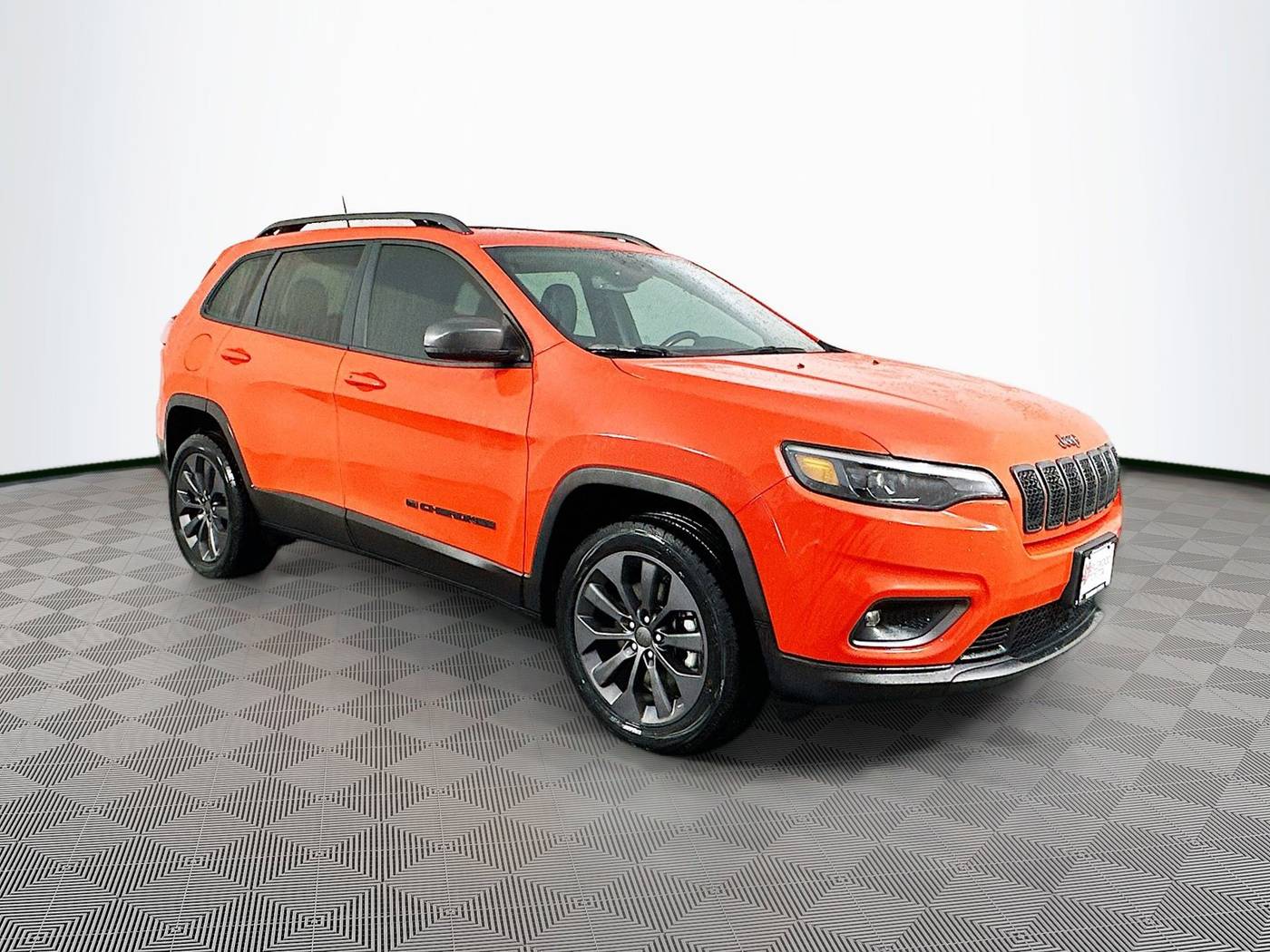 2021 Jeep Cherokee 80th Anniversary — SUV — 86,551 mi — Maplewood, MN