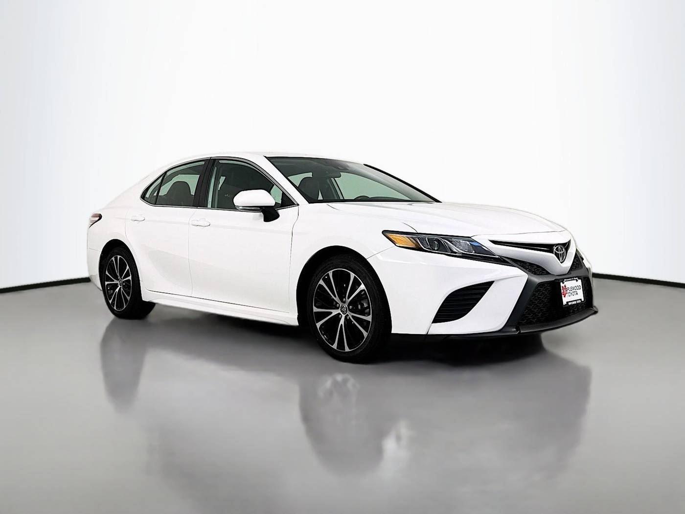 2020 Toyota Camry SE — Sedan — 39,787 mi — Maplewood, MN