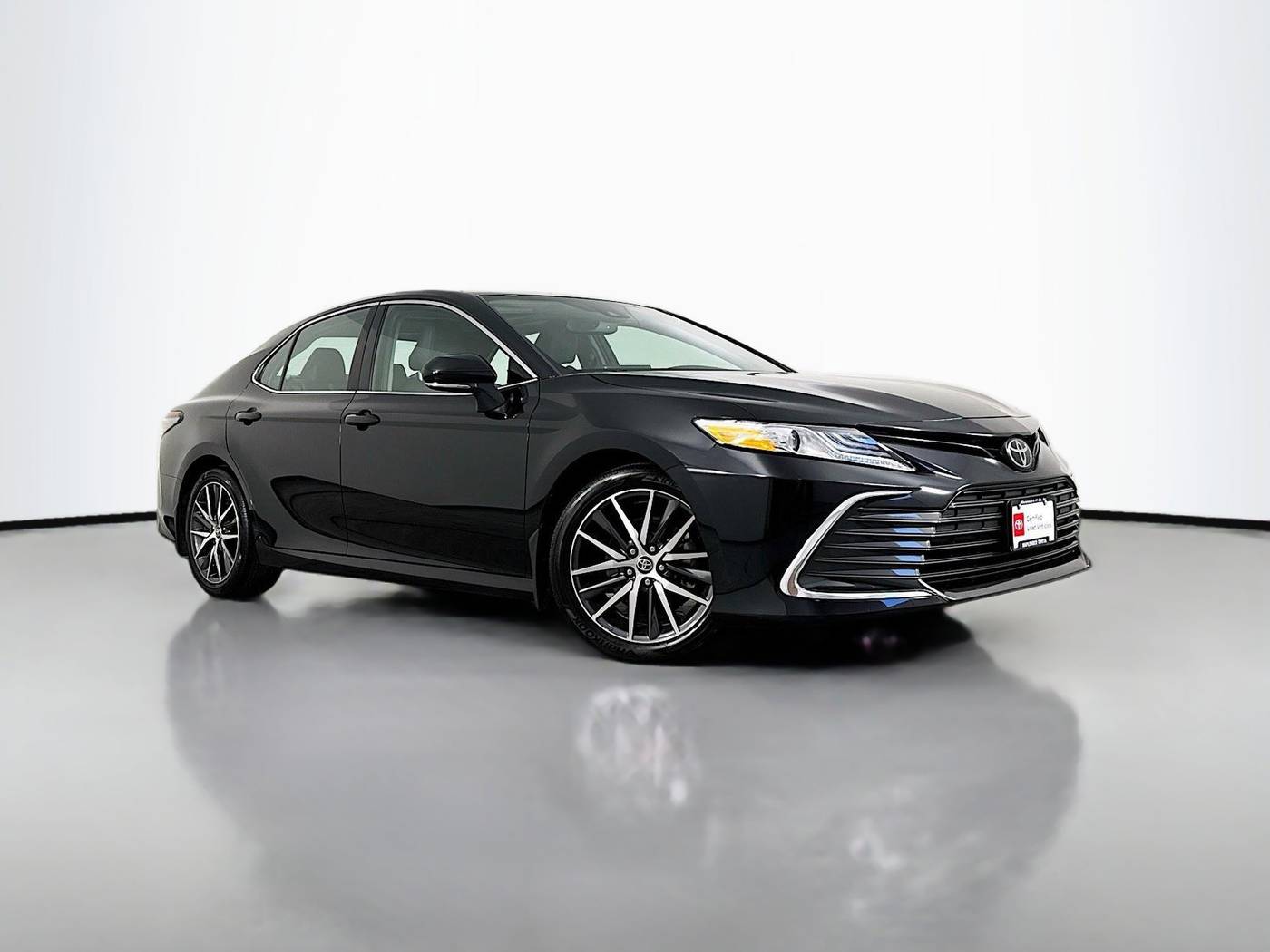 2023 Toyota Camry XLE — Sedan — 22,410 mi — Maplewood, MN