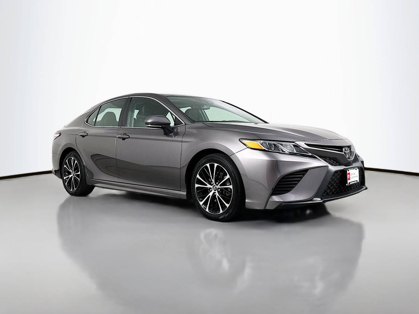 2020 Toyota Camry SE — Sedan — 64,243 mi — Maplewood, MN