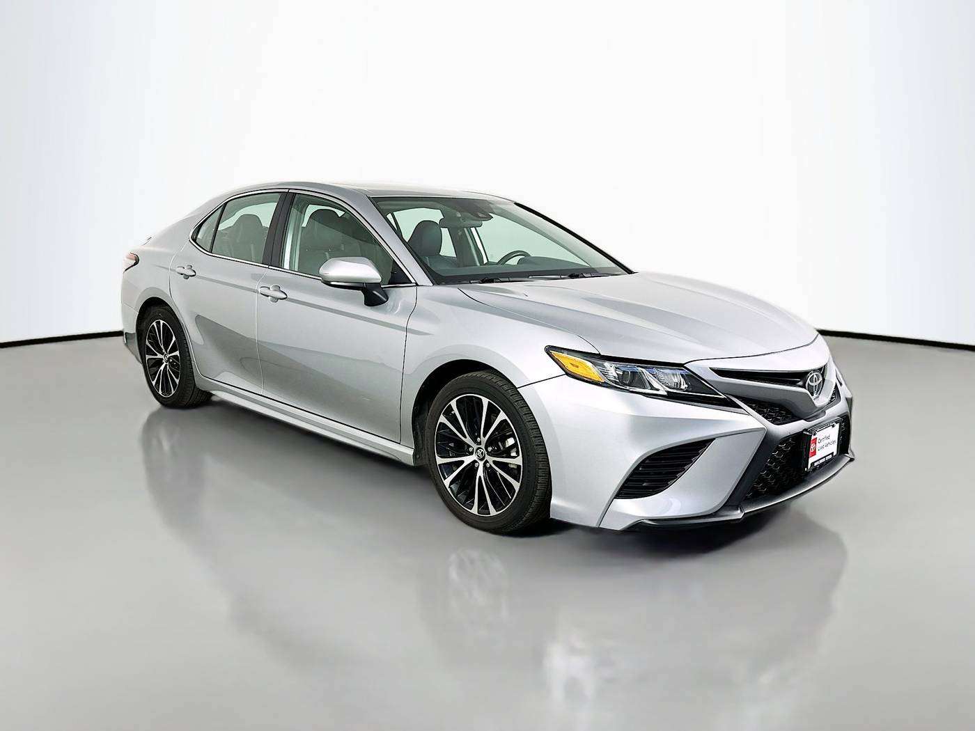 2019 Toyota Camry SE — Sedan — 106,433 mi — Maplewood, MN