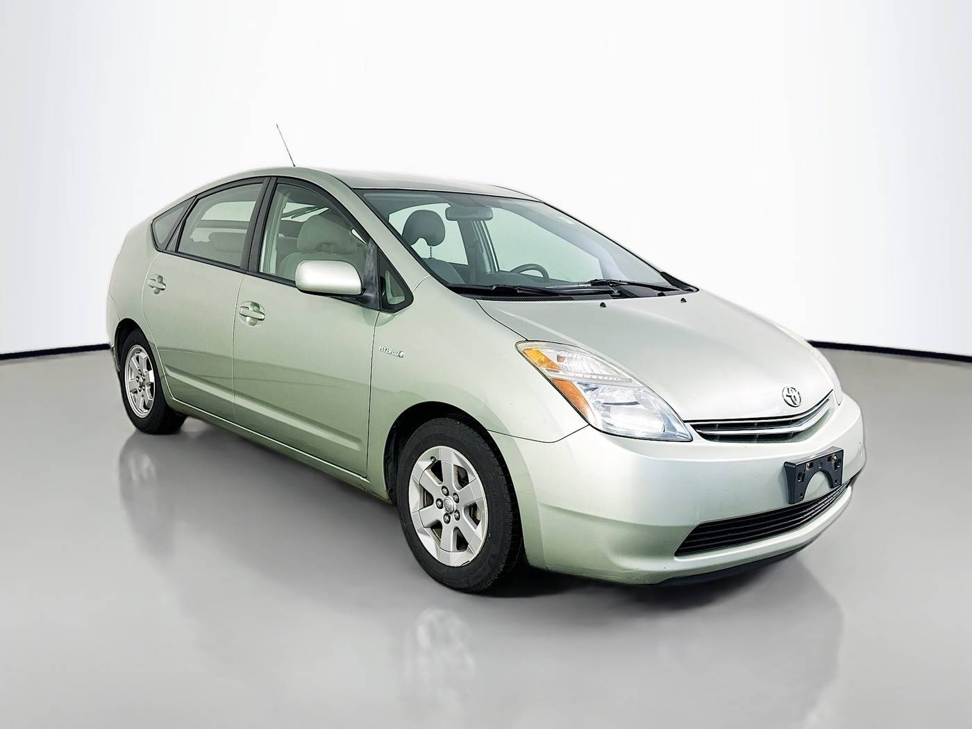 2008 Toyota Prius Base — Sedan — 197,631 mi — Maplewood, MN