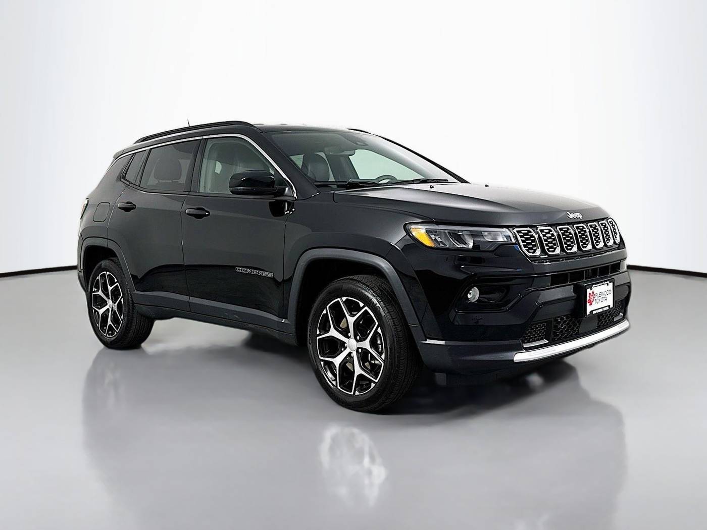 2024 Jeep Compass Limited — SUV — 18,521 mi — Maplewood, MN