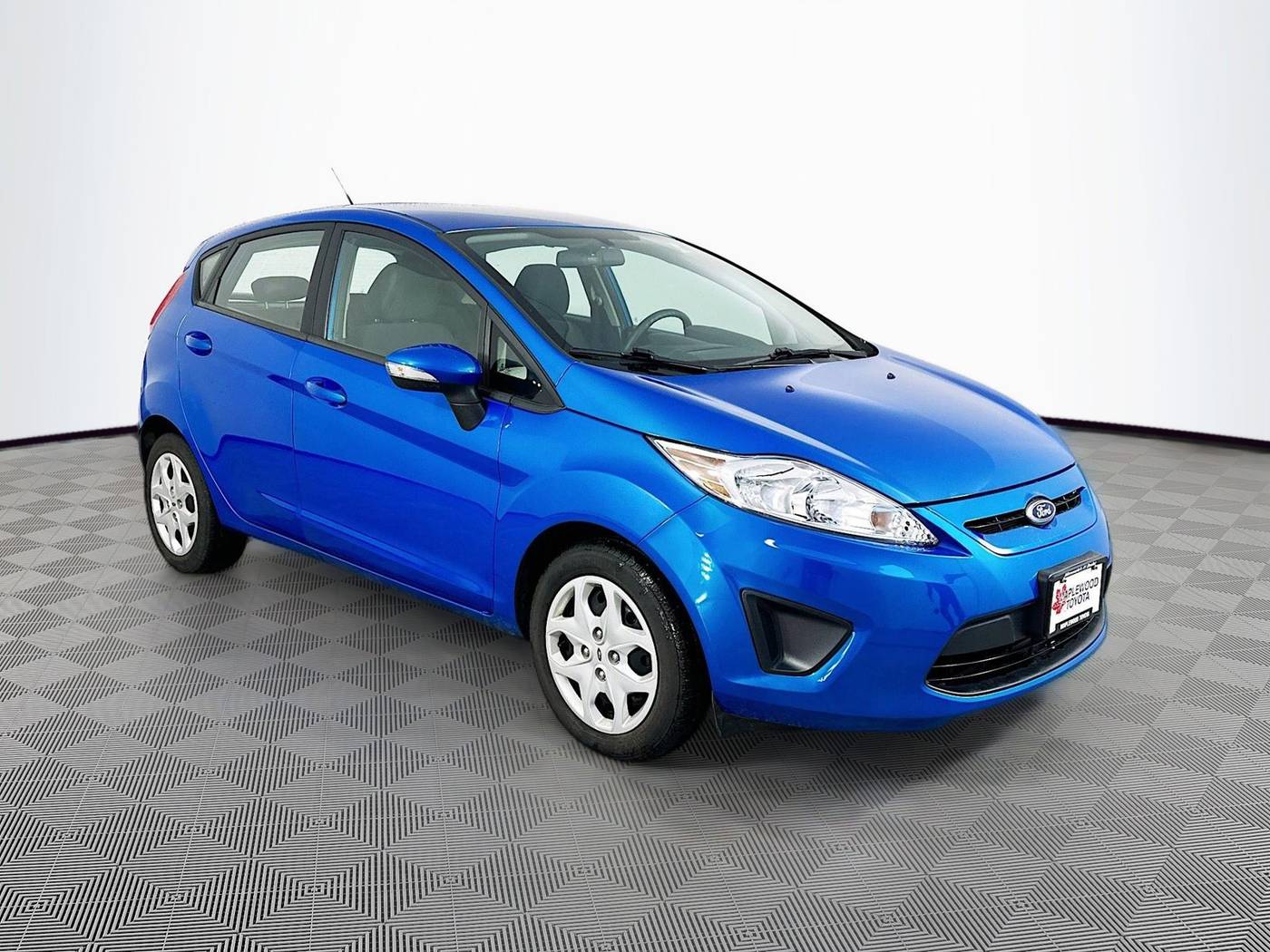 2013 Ford Fiesta SE — Hatchback — 70,685 mi — Maplewood, MN