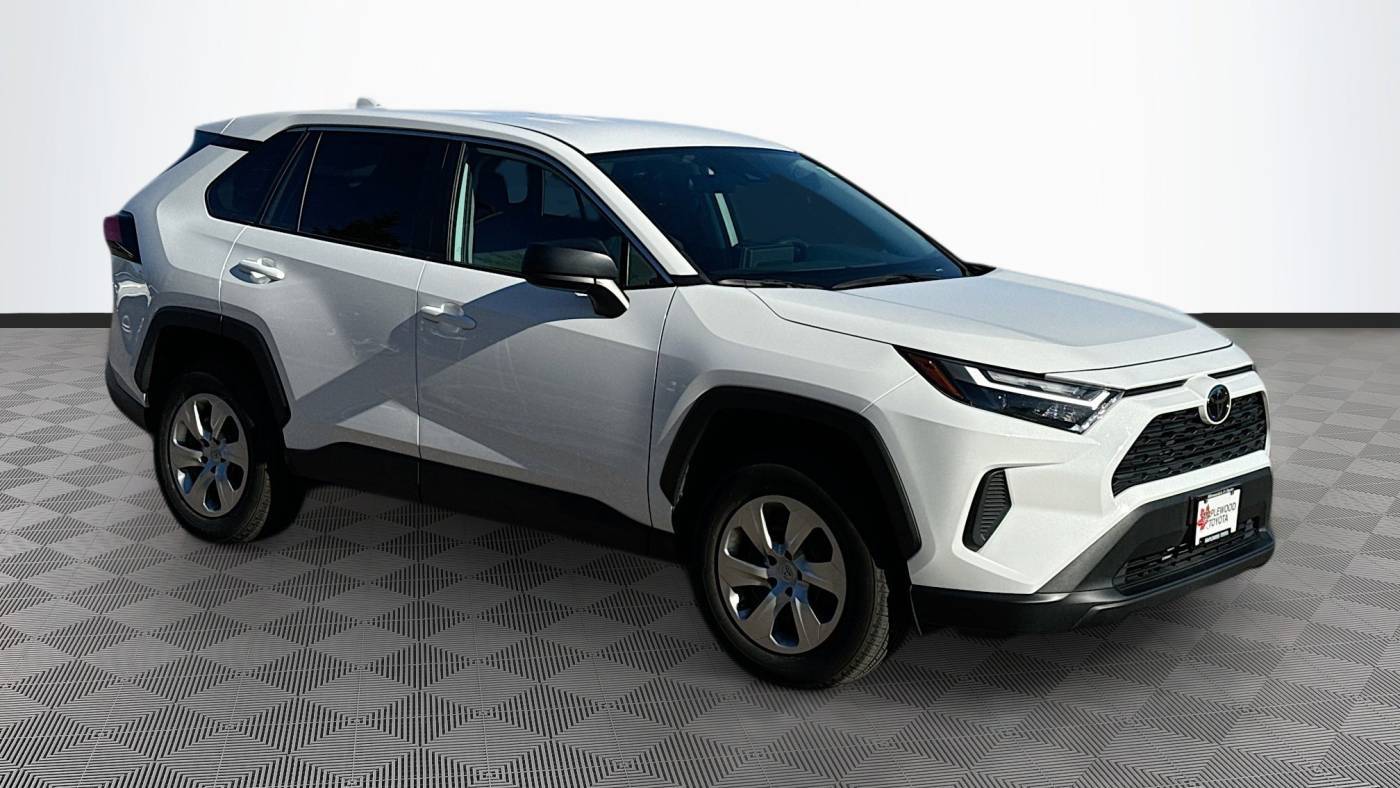 2023 Toyota RAV4 LE — SUV — 17,236 mi — Maplewood, MN