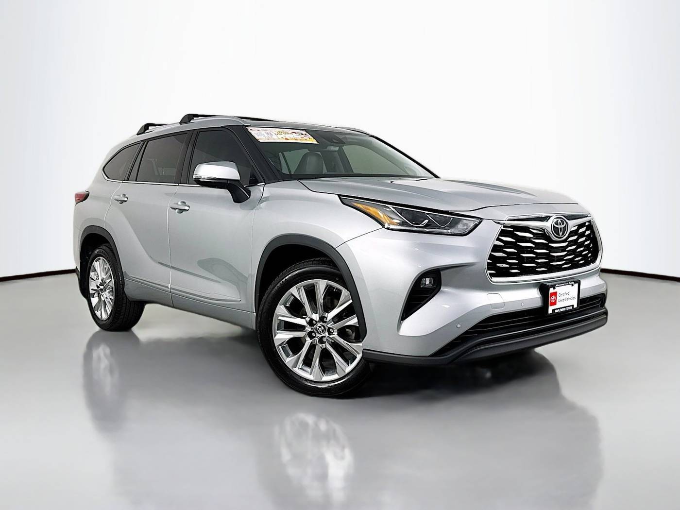 2023 Toyota Highlander L — SUV — 57,612 mi — Maplewood, MN