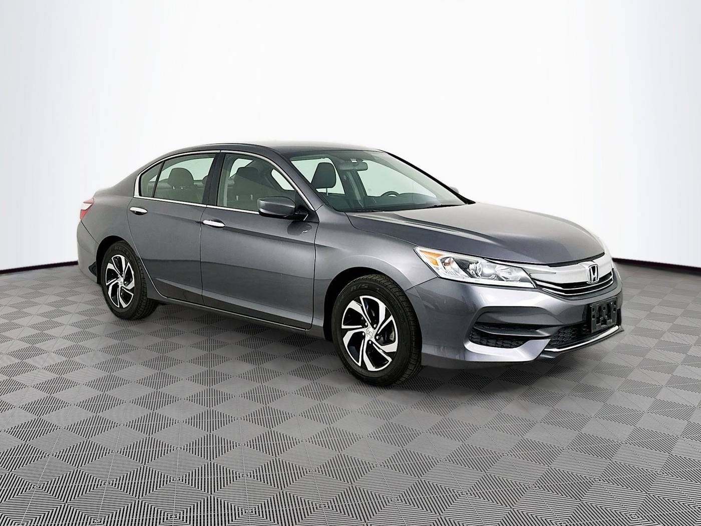 2017 Honda Accord LX — Sedan — 51,270 mi — Maplewood, MN