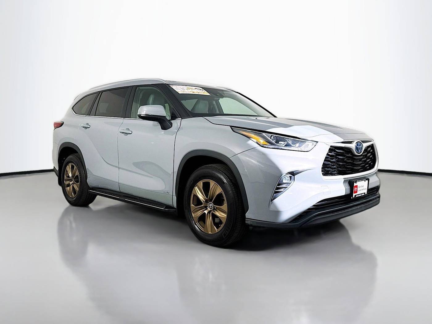 2023 Toyota Highlander Hybrid Bronze Edition — SUV — 24,093 mi — Maplewood, MN
