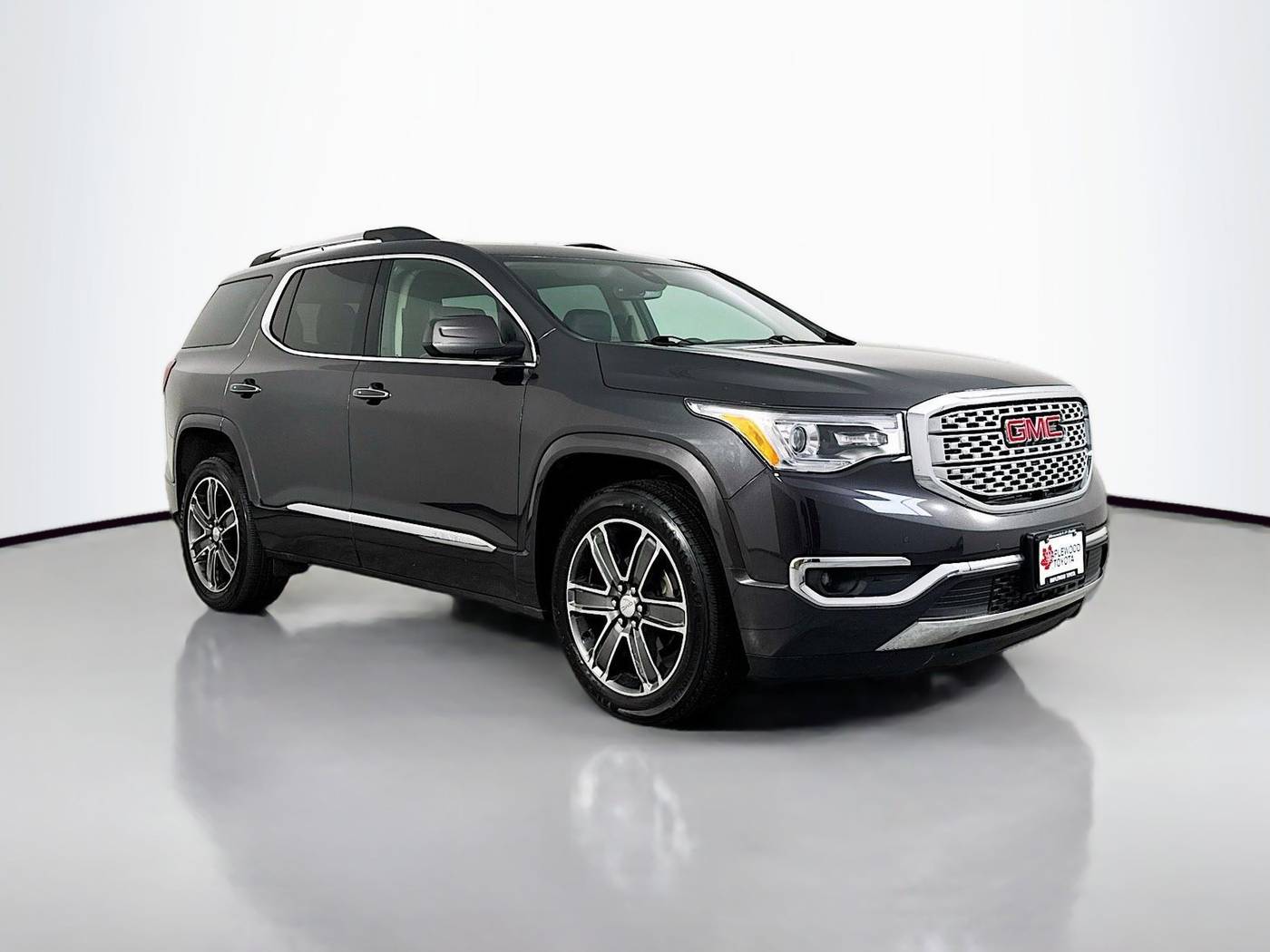 2017 GMC Acadia Denali — SUV — 104,883 mi — Maplewood, MN