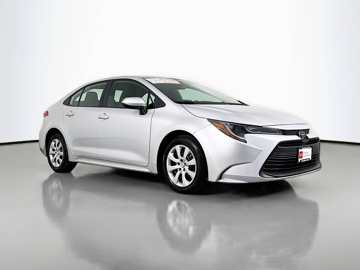 2024 Toyota Corolla LE — Sedan — 38,875 mi — Maplewood, MN