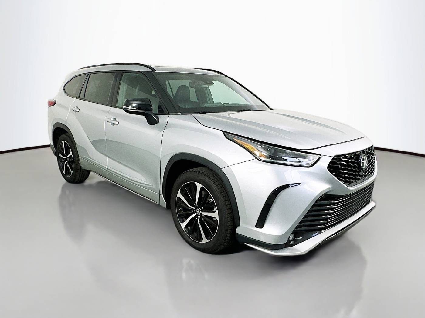 2021 Toyota Highlander XSE — SUV — 45,964 mi — Maplewood, MN