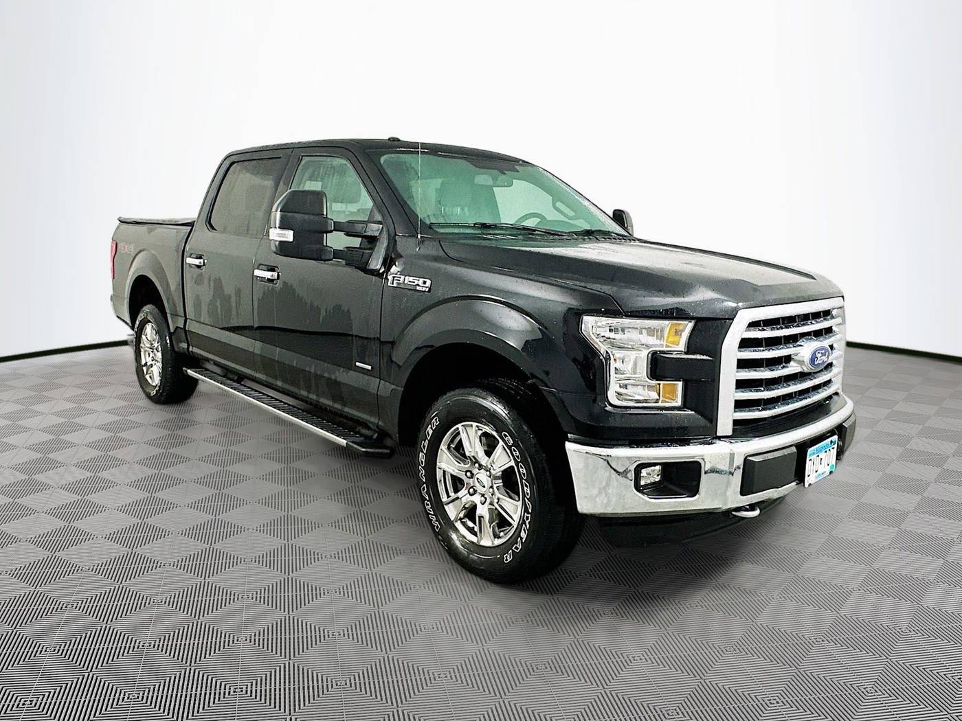 2016 Ford F-150 XLT — Pickup Truck — 157,992 mi — Maplewood, MN