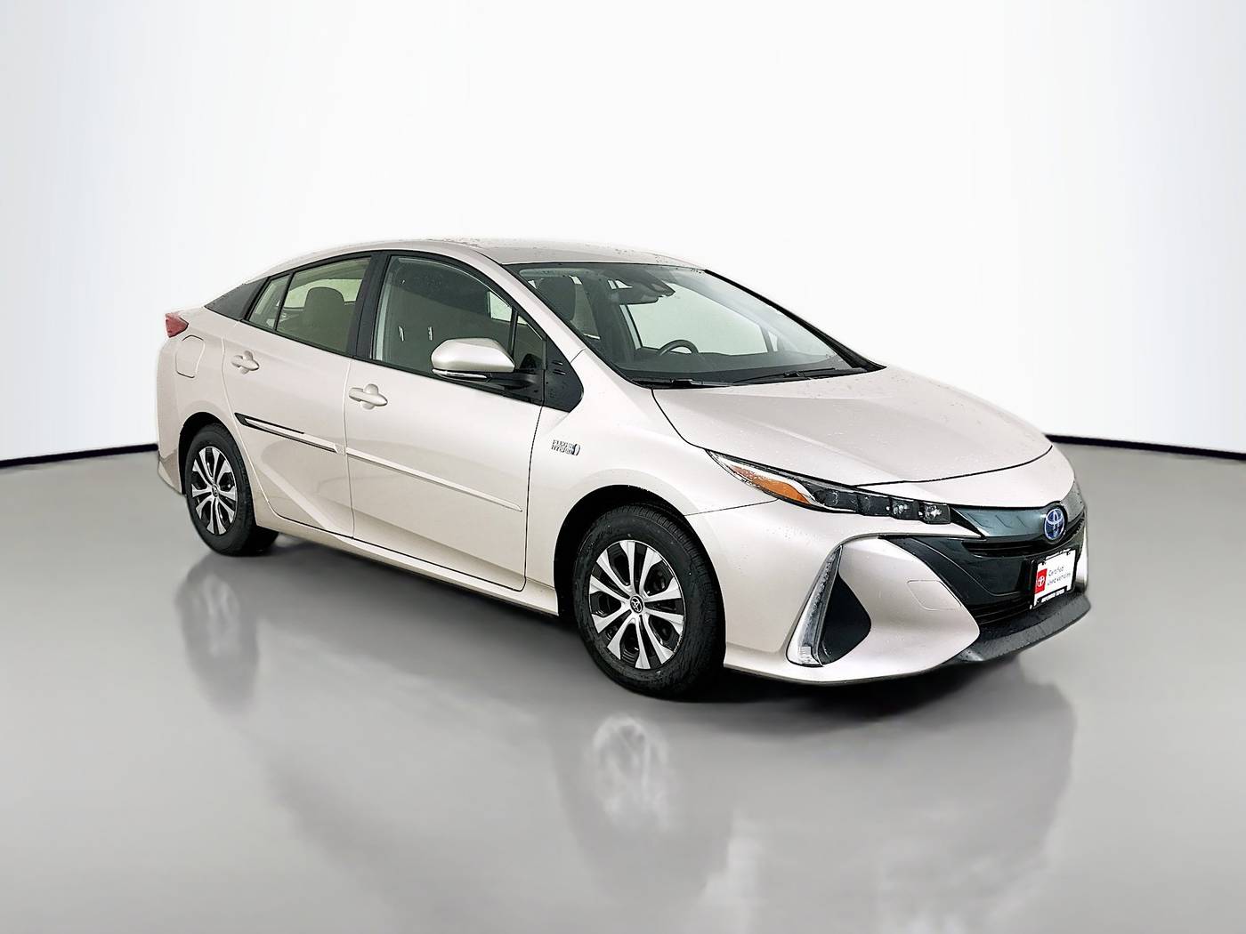 2022 Toyota Prius Prime LE — Hatchback — 28,395 mi — Maplewood, MN