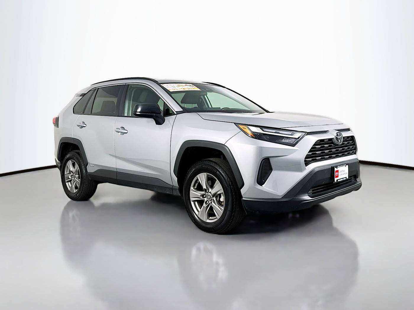 2025 Toyota RAV4 Hybrid LE — SUV — 14,239 mi — Maplewood, MN