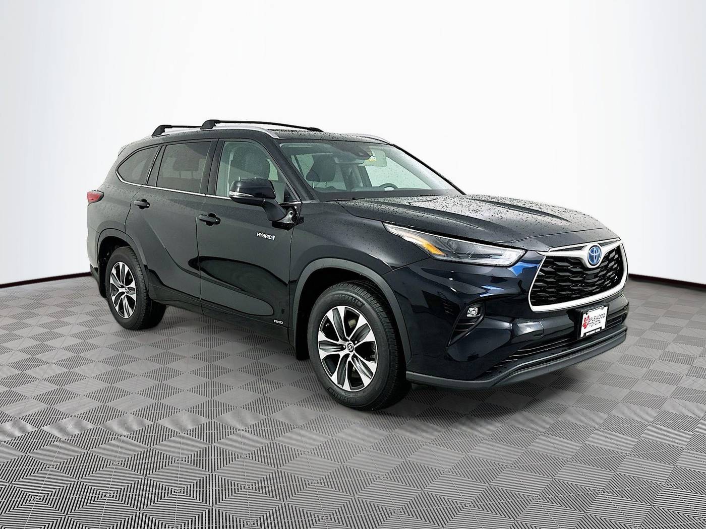 2021 Toyota Highlander Hybrid XLE — SUV — 66,637 mi — Maplewood, MN