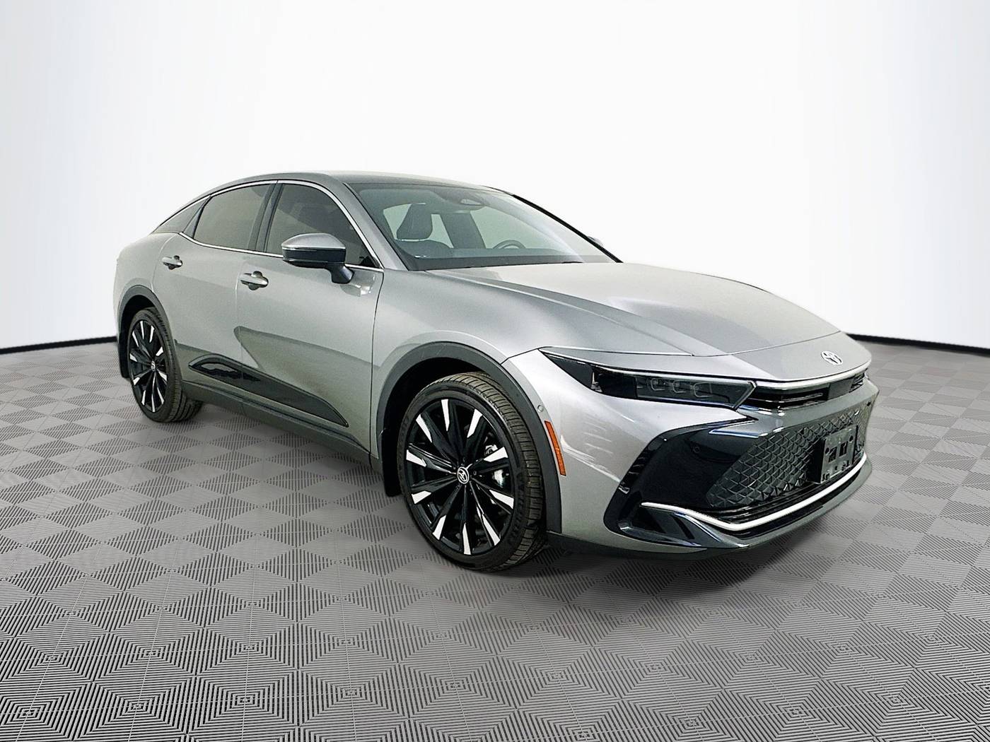 2023 Toyota Crown Platinum — Sedan — 34,041 mi — Maplewood, MN