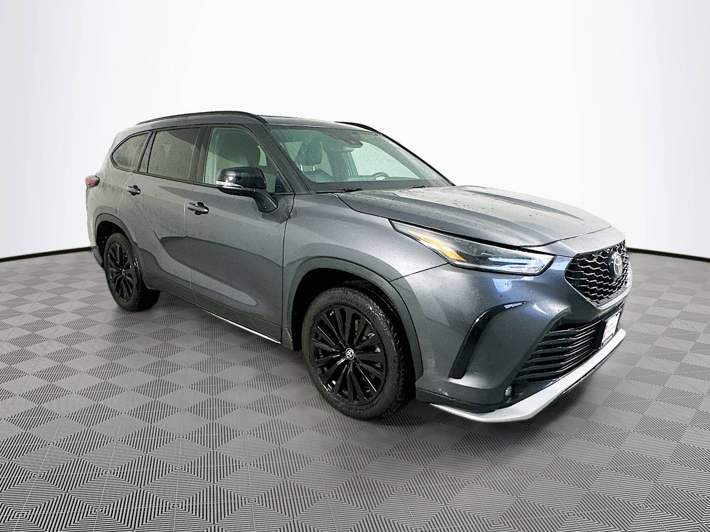 2024 Toyota Highlander XSE — SUV — 29,521 mi — Maplewood, MN