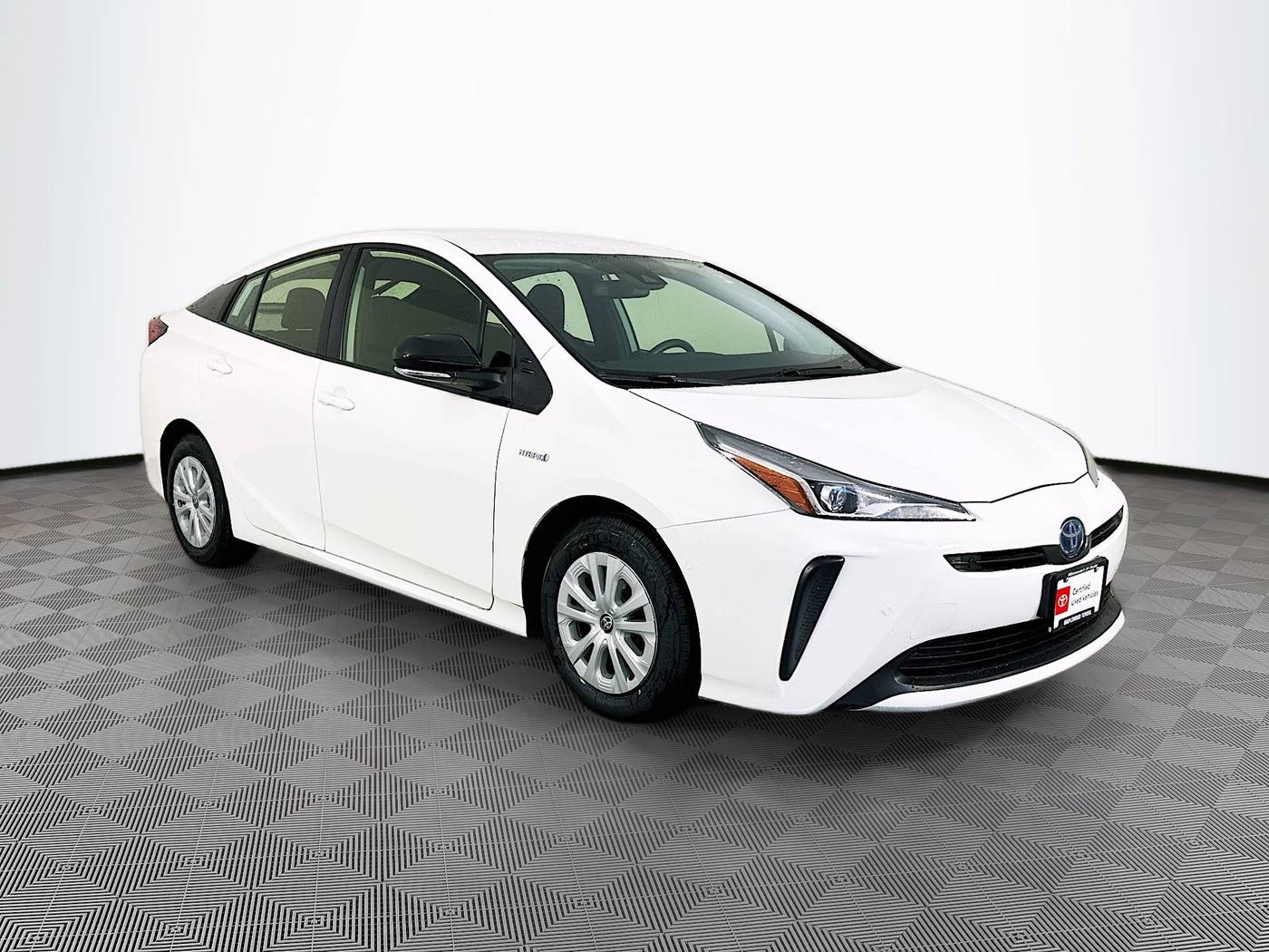 2021 Toyota Prius L Eco — Hatchback — 49,070 mi — Maplewood, MN