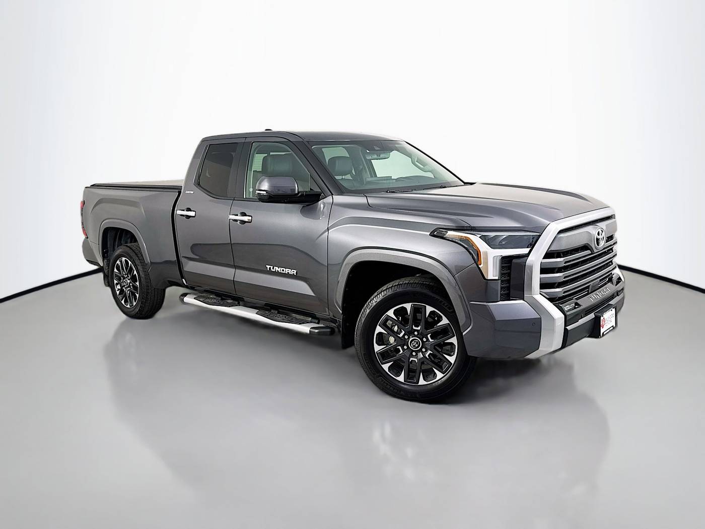 2024 Toyota Tundra Limited — Pickup Truck — 124,758 mi — Maplewood, MN