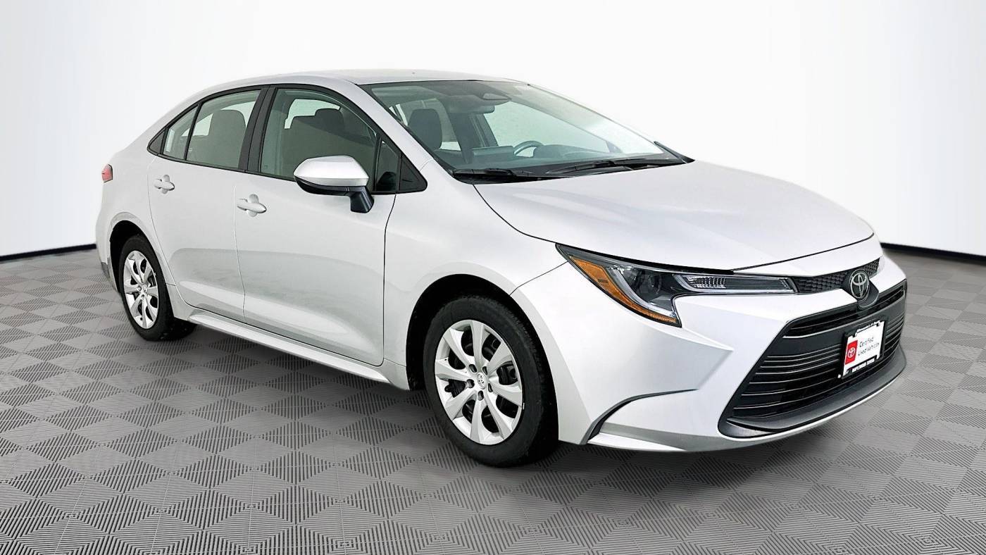2024 Toyota Corolla LE — Sedan — 30,160 mi — Maplewood, MN