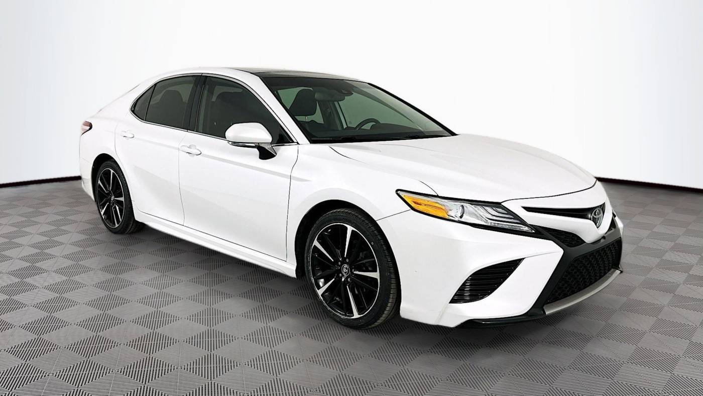 2020 Toyota Camry XSE — Sedan — 86,292 mi — Maplewood, MN