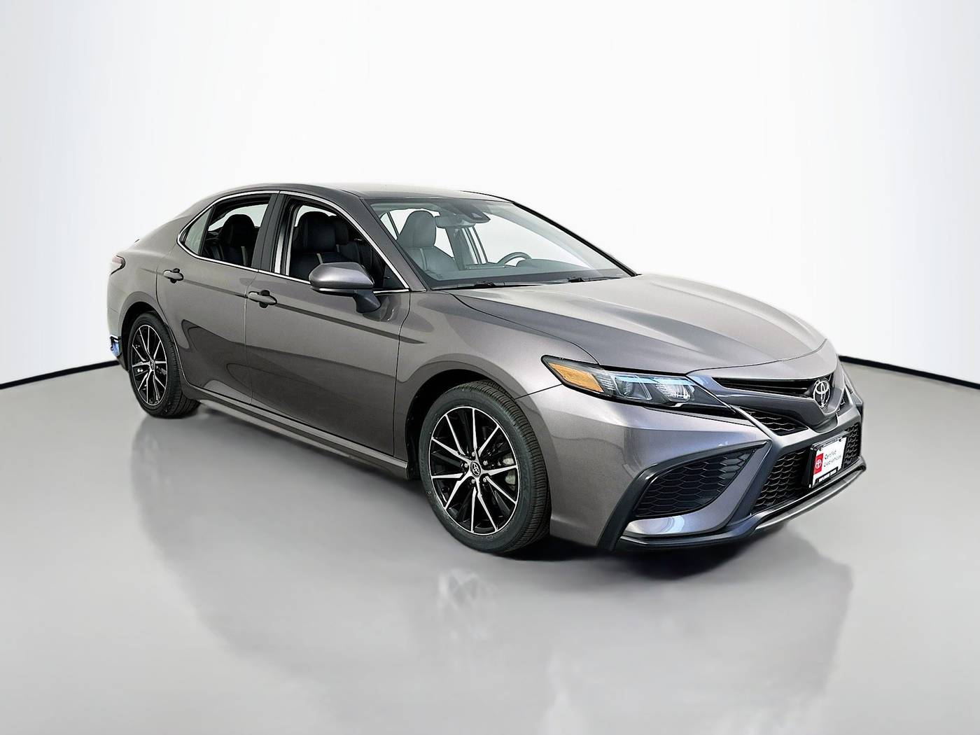 2021 Toyota Camry SE — Sedan — 7,373 mi — Maplewood, MN