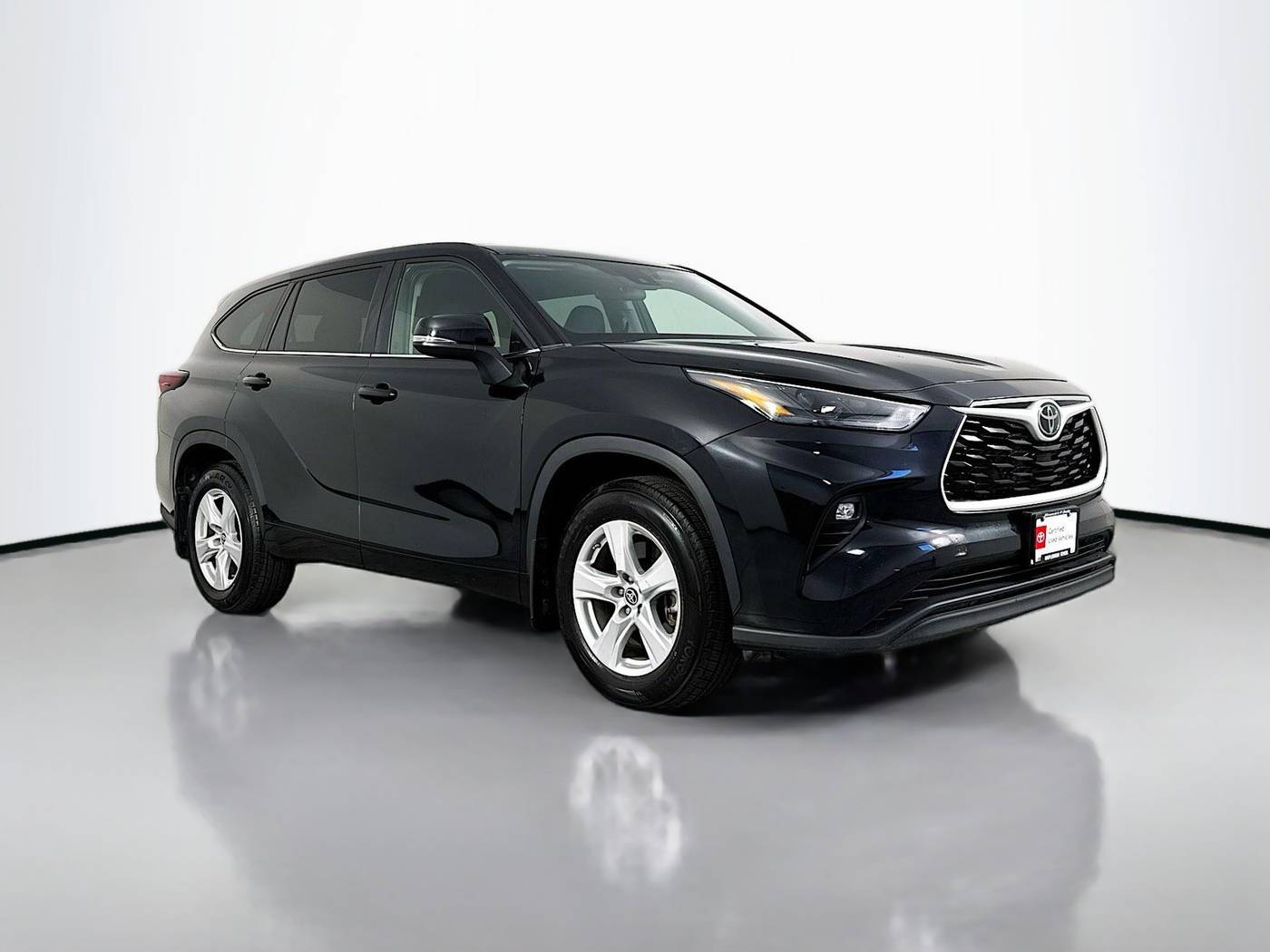 2024 Toyota Highlander LE — SUV — 52,881 mi — Maplewood, MN