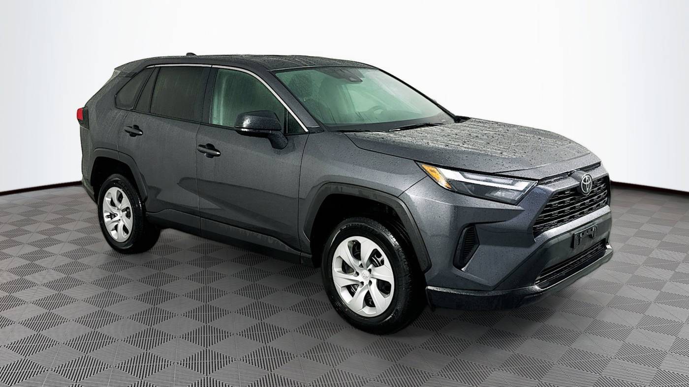 2024 Toyota RAV4 LE — SUV — 21,602 mi — Maplewood, MN